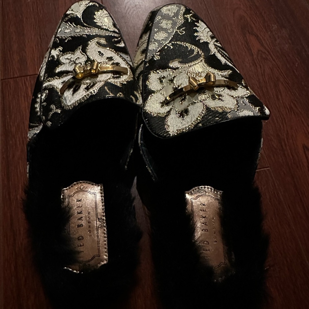 Ted Baker Black and Gold Women's Loafer Mules with size flaw